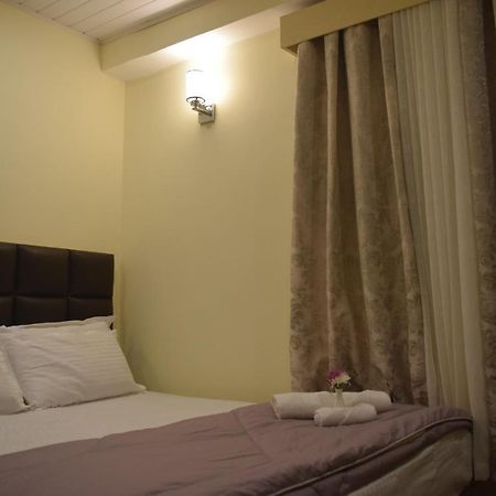 Bed and Breakfast Denzong Khim Гангток Экстерьер фото
